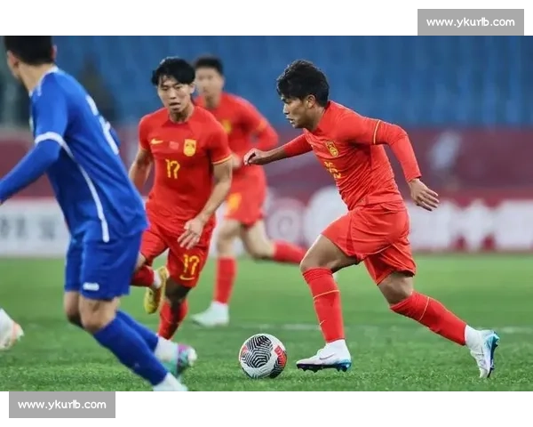 U22 决战前夜伤情告急：徐彬停训 胡荷韬膝伤未愈